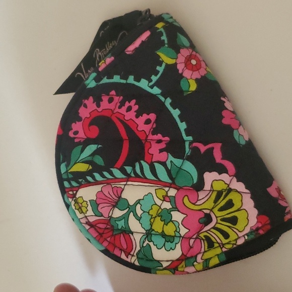 Rare Breast cancer Vera Bradley A 4 Piece Vera Bradey set. - Picture 14 of 14